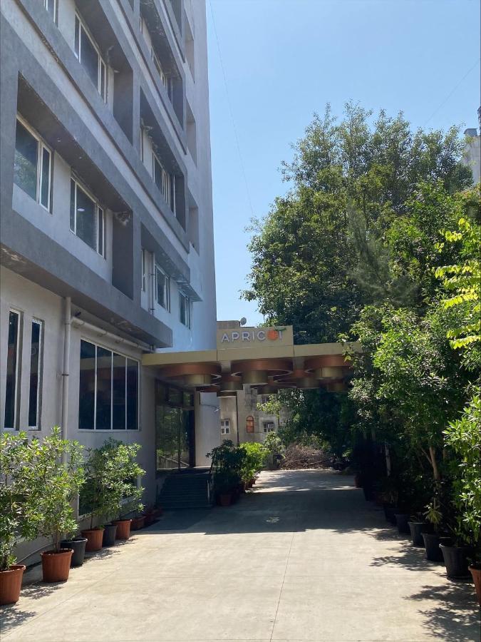 Apricot Hotel , Ahmedabad Exterior photo